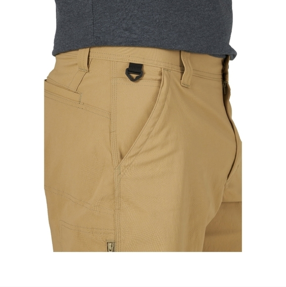 NWT Wrangler Big Men's Outdoor Performance Utility Short, Elmwood, Size 46 - Picture 8 of 12